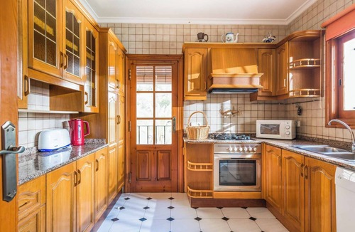 Calpe Villa | Villa Devis - Three Bedroom Villa, Sleeps 6