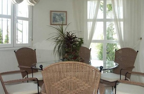 Alcaucin Villa | Villa Dos Torres Alcaucin with Mountain View, Pool, Wi-Fi & Garden