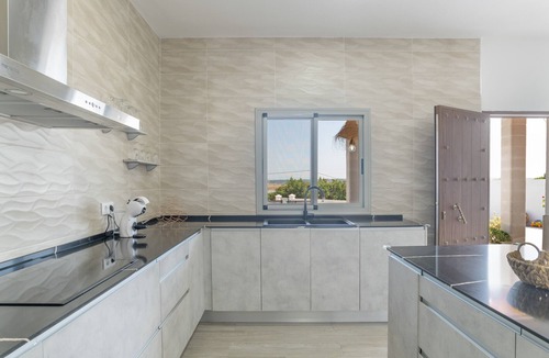 Brena y Marismas de Barbate Natural Park House | Villa 'El Olivar 2' with Mountain Views, Wi-Fi and Air Conditioning