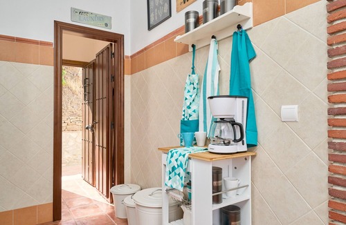 Rio Velez Villa | Villa 'El Rincón de Esther' with Sea Views, Wi-Fi, and Air Conditioning