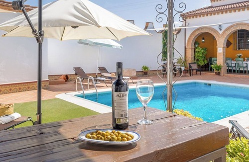 Alameda Villa | Villa el Señorío Alameda by Ruralidays
