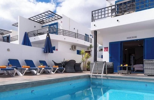 Playa Blanca Villa | Villa Elise - Marina Rubicon by Villas Now