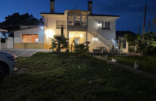 Moralina House | Villa Entre Encinas