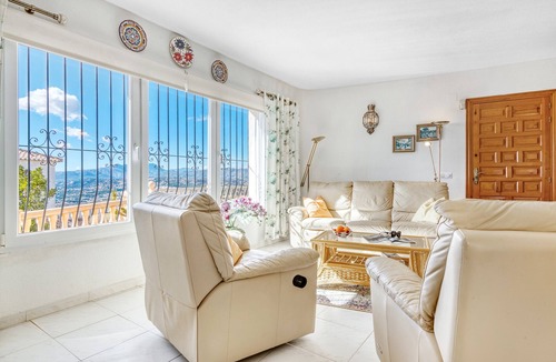 Cumbre del Sol Villa | Villa 'Casasilma' with Sea View, Wi-Fi and Air Conditioning