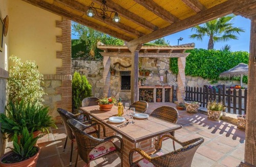 Antequera Villa | Villa Antisa Villanueva de la Concepcion by Ruralidays