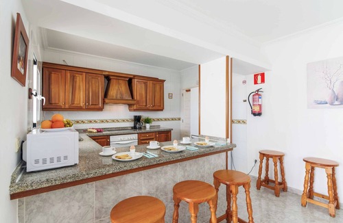 Los Pocillos Villa | Villa Gambeo - Three Bedroom Villa, Sleeps 6