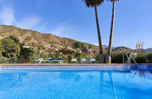 Frigiliana Villa | Villa "Group Villa 14 Pool wifi Air" with Mountain View, Pool & Wi-Fi