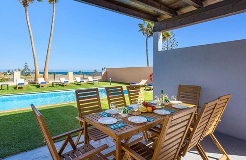 Costa de Antigua Villa | Villa Humaik by Villa Plus