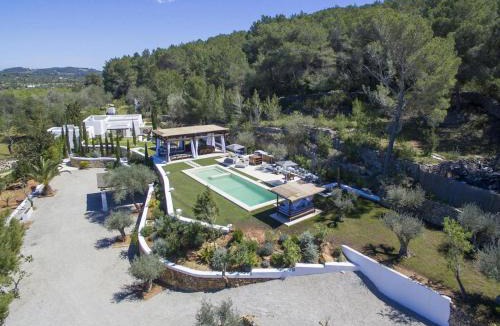 Santa Eulalia del Rio Villa | Villa in Santa Eulalia with Private Pool