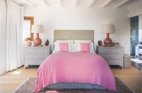 Santa Eulalia del Rio Villa | Villa in Ibiza with Stunning Sea Views