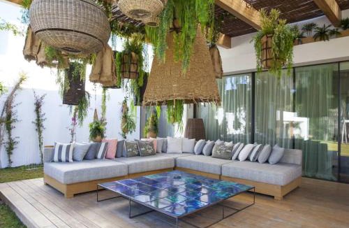 Sant Josep de sa Talaia Villa | Villa in Ibiza with Infinity Pool & Beach Access