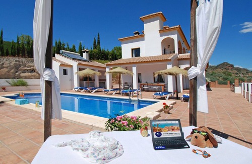 Comares Villa | Villa José 1, 12 Pers, Sea View ! Heated pool, Wifi,A/C, petfriendly