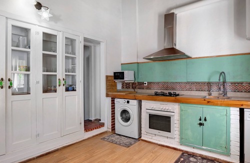 Arcos de la Frontera Villa | Villa 'La Viña' with Mountain Views, Wi-Fi, and Air Conditioning