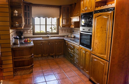 Tias Villa | Villa Las Cuevas