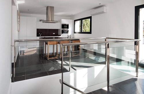 Benissa Coast Villa | Villa "Lynn" in Benissa Next to Mora with Mountain View, Pool & Wi-Fi