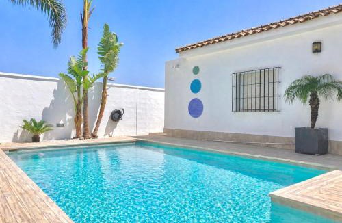 Barrio Nuevo Villa | Villa MARABÚ,piscina privada en Conil de la Frontera