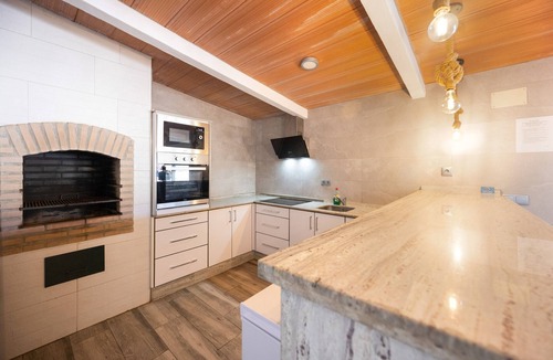 Barbate Villa | Villa 'Mi Pequeña Alba' with Private Pool, Wi-Fi, Air Conditioning and 2 BBQs