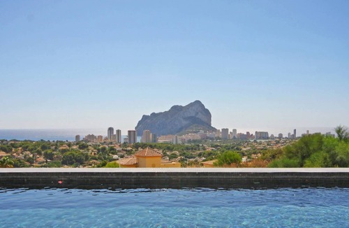 Casas de Torrat Villa | Villa Moderna - PlusHolidays