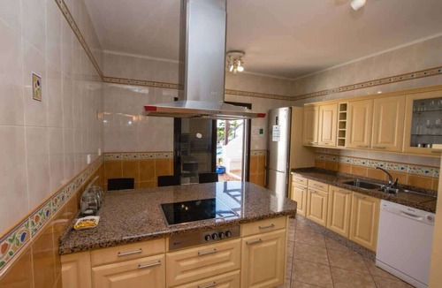 Playa Blanca Villa | Villa Montana - Large family Villa by Villas Now