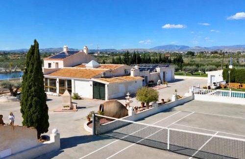 Los Arenales del Sol Villa | Villa Palmeras by DYGAV: Private Pool & Tennis