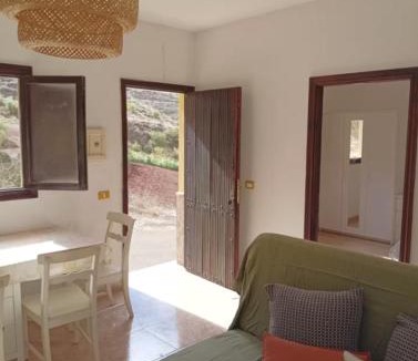 Galdar Villa | Villa Palomino - Sleeps 6 - Parking - Pet Friendly