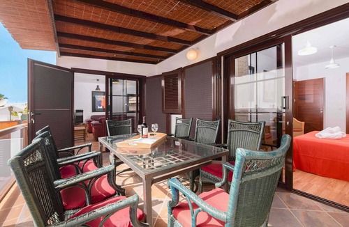 Playa Blanca Villa | Villa PAPILLON con piscina privada y vistas al mar