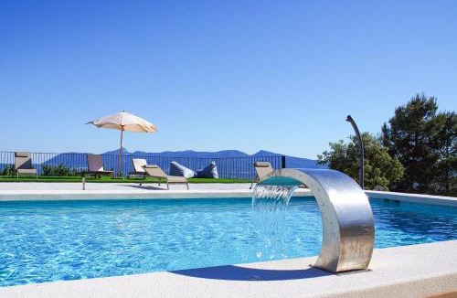 Onil House | Villa para grupos 12 personas con piscina, barbacoa y finca de 50ha en Alicante