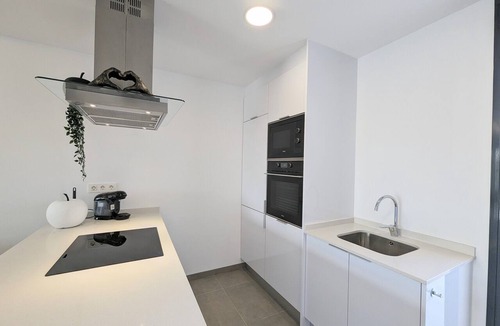 Los Montesinos Villa | Villa 'R-40-4 New Build in the Center' with Private Pool, Wi-Fi & Air Conditioning