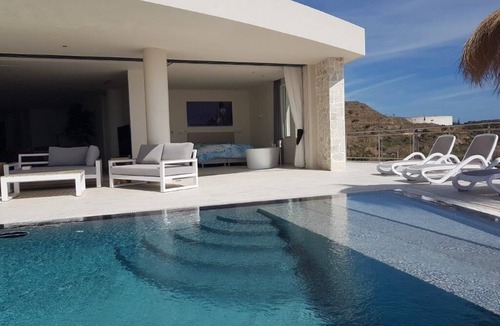 Torrox Costa Villa | Villa's Andaluz Getaway