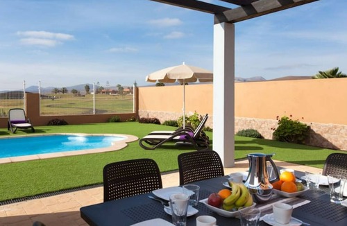 Costa de Antigua Villa | Villa Sabine con Piscina, Vista Campo Golf y mar