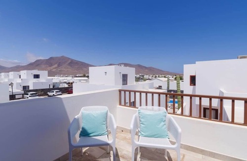 Playa Blanca Villa | Villa Sofia | Relax & Unwind by Villas Now