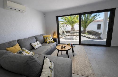 Pajara Apartment | Villa Sotavento Modern new apartment in Park Natural Adults Only