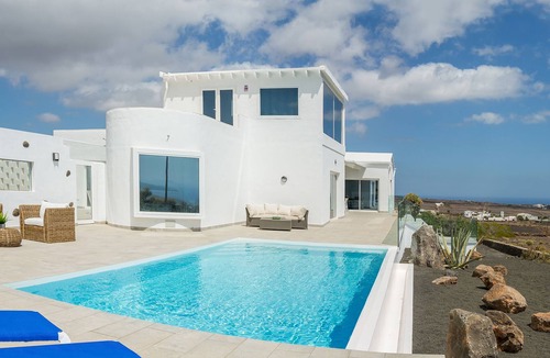 Macher Villa | Villa The view of Lanzarote