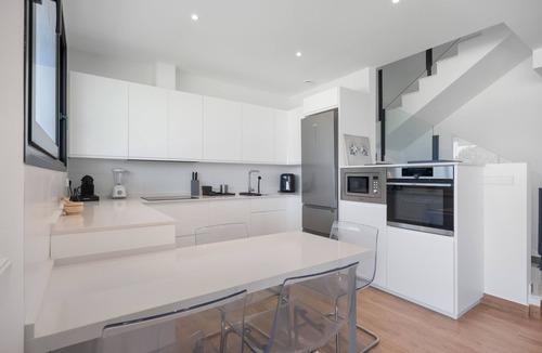 Barrio Jarana House | Villa "Via Augusta 62" with private pool, 2 private terraces and Wi-Fi