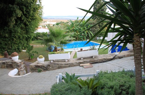 La Ribera de la Oliva Villa | VILLA WITH LARGE GARDEN AND POOL IN A NATURAL ENVIRONMENT