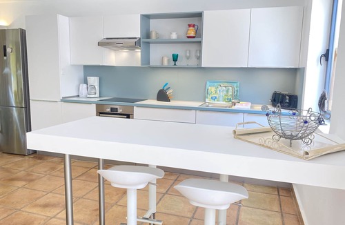 Bahia Calma House | Villa with private pool, fiber optic internet, close to the sea, sheltered courtyard