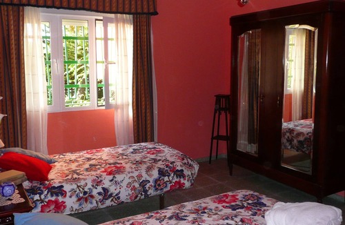 Dos Hermanas House | Villa with private pool and 1000 m2 of gardens and orange