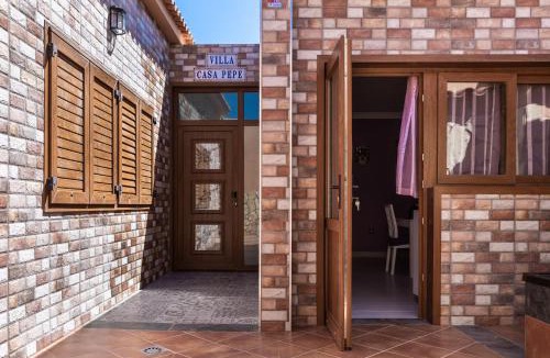 Esquinzo House | Villas El Paraiso
