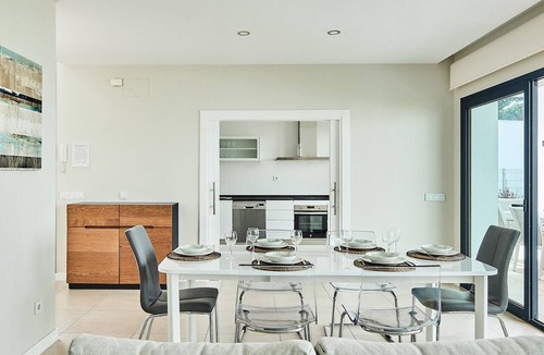 Los Gallos-Cerromolino Villa | VILLAS DEL PINAR 4 PLAYA DE LA BARROSA -R120