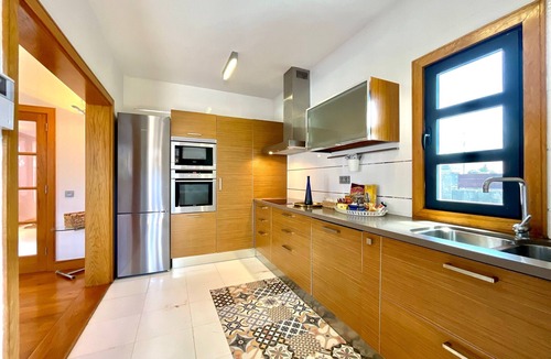 Playa Blanca Villa | Villas Mamma Mia Sleeps 6 with Pool