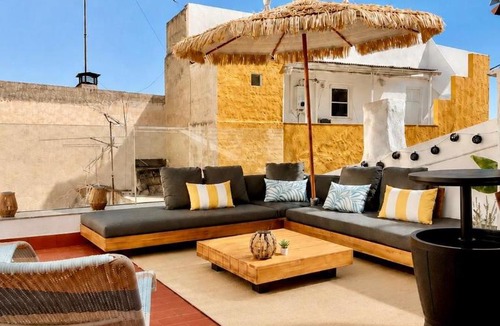 Raval Roig Apartment | Virgin by Dozzze