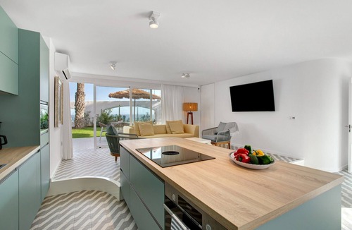 Playa del Ingles House | 'Vista Mar' with Sea View, Wi-Fi, and Air Conditioning