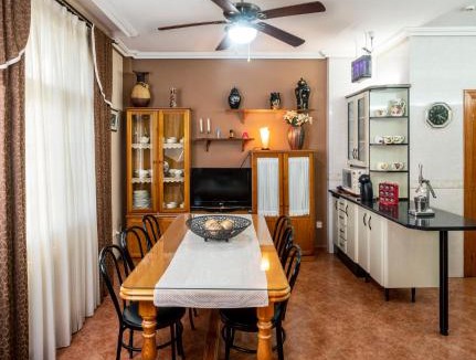 Baeza House | Vivienda Turística Rural Mari Carmen