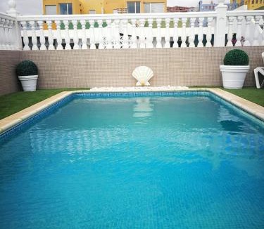 Caleta de Fuste Villa | VV VALDECONCHA, piscina climatizada con SPA privado y vistas al mar