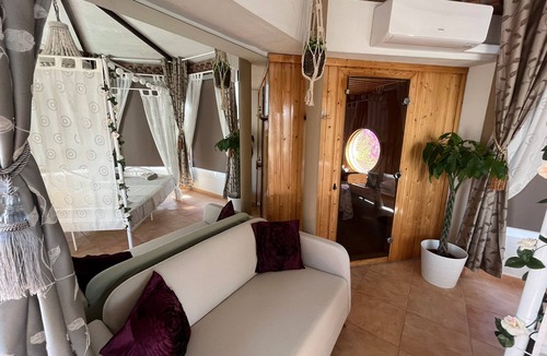 Torre de Benagalbon Bed & Breakfast | Wees Welkom bij Casa Hermosa en Geniet in een Oase van Rust