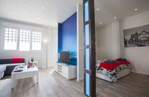 Lucero Apartment | WINDROSE 8 - Modern brand new apartment very close to the center of Madrid
