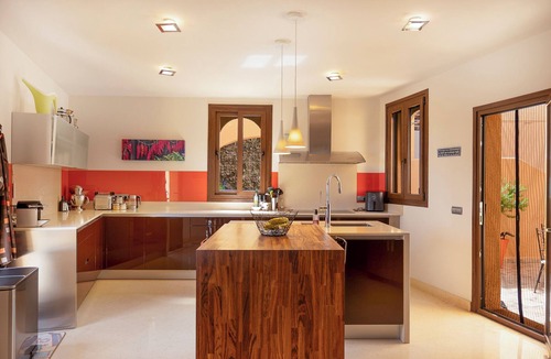 Turre Villa | "Wow Factor" Very Private Luxury Villa with infinity pool, hottub, media & gym