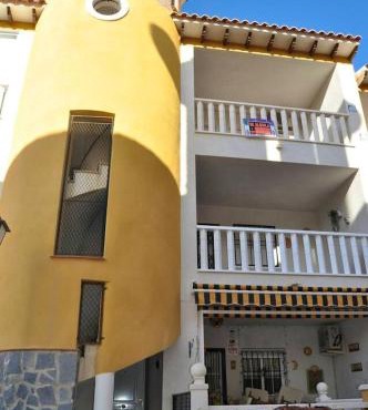 3 bedrooms apartement with shared pool and wifi at La Marina del Pinet 1 km away from the beach