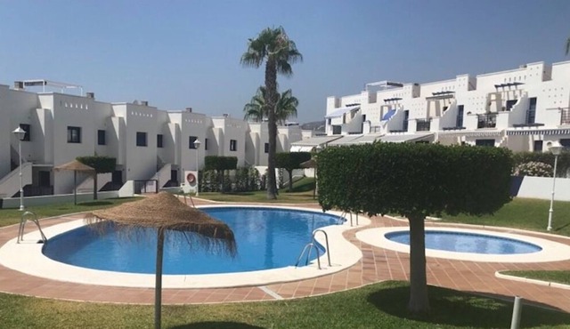 4 Bedroom Apartment, Ground floor sea view