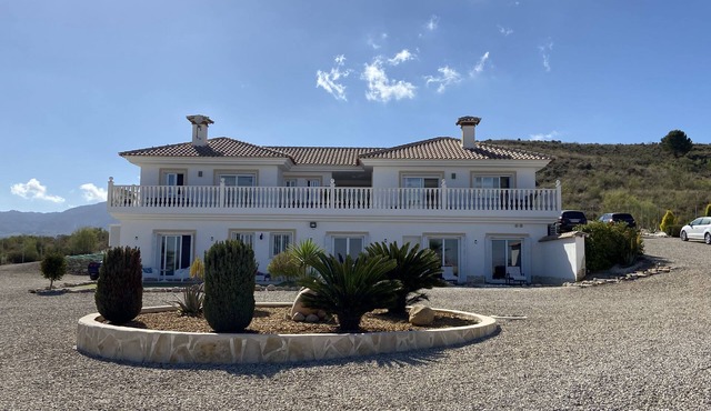 4 Bedroom Villa, Private Pool, Lorca